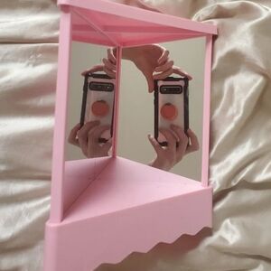 True Mirror